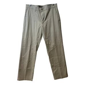 Lee Custom Fit Straight Fit Men's Khaki Pants 33x32 EUC Preppy Classic‎ Basic